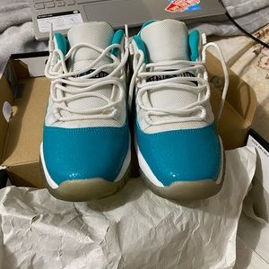 Air Jordan 11 Retro low Gg